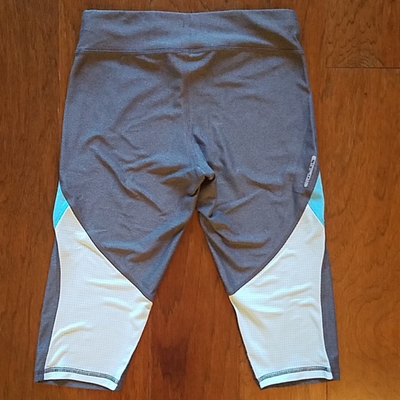 Champion C9 Knee Length wWorkout Capri - Picture 2 of 4